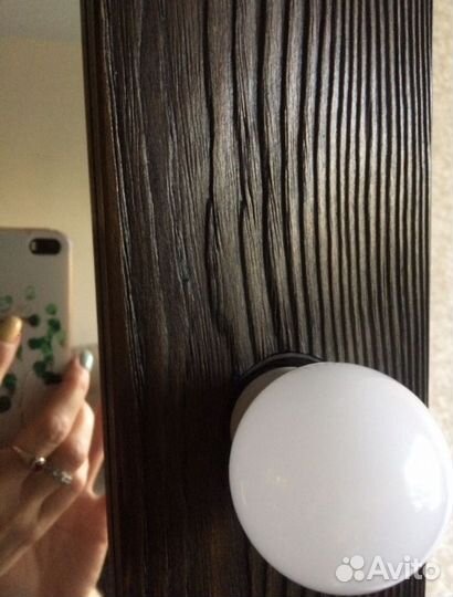 Гримерное зеркало с лампочками