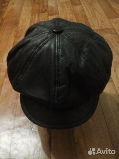 Натуральная кожаная кепка