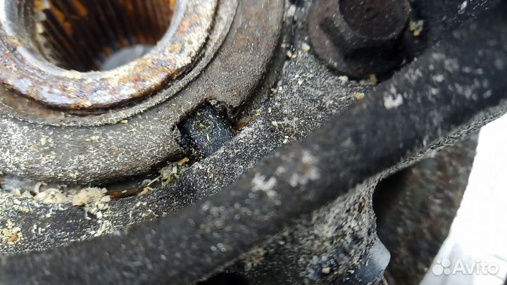 Ступица передняя правая nissan murano Z51 2010