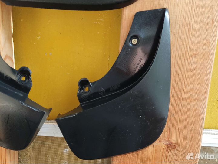 Брызговики renault sandero stepway