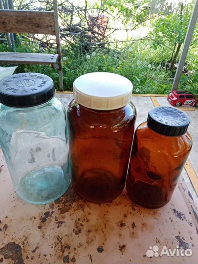 Банки 2х литровые с завинчивающимися крышками