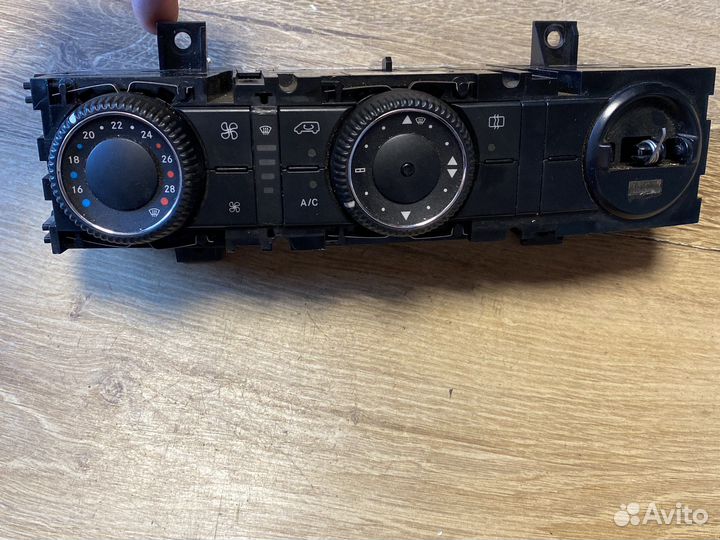 Mercedes sprinter 906 блок управления печкой