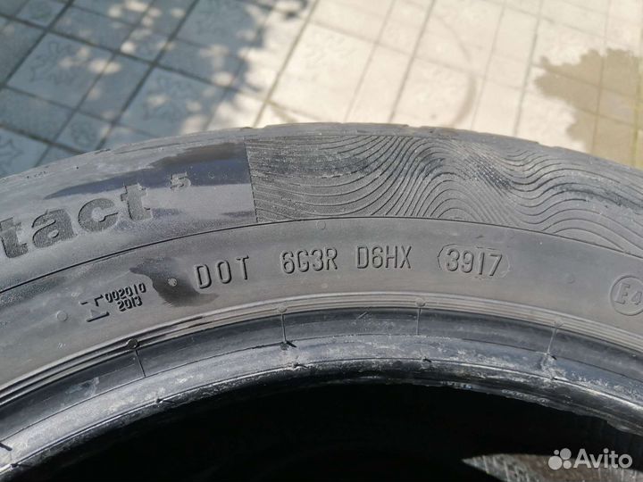 Continental ContiPremiumContact 5 215/55 R17