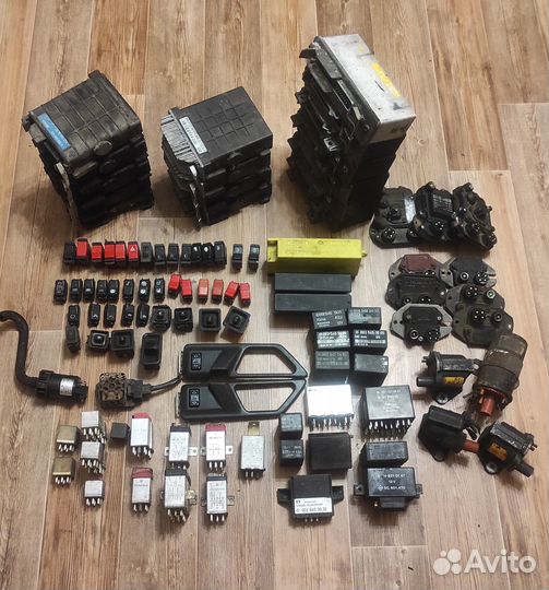 Реле кнопки мозги Mercedes w201 E190 w124