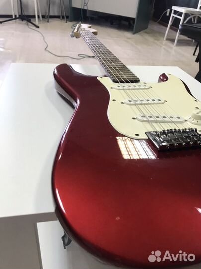 Fender squier affinity stratocaster