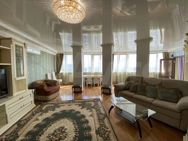 2-к. квартира, 110 м², 11/14 эт.