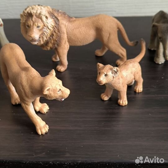 Фигурки животных schleich