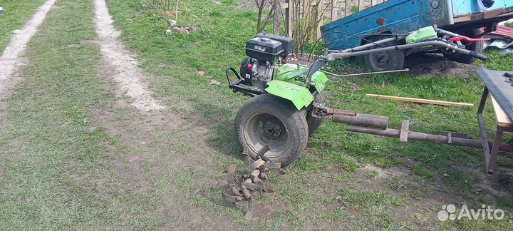 Вспашка земли мотоблоком культивация покос травы