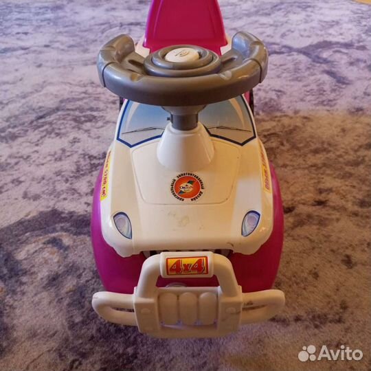 Машинка-каталка