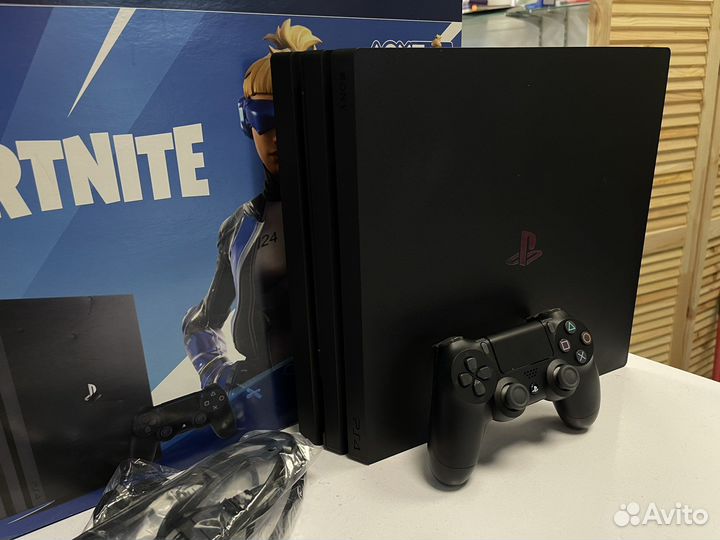Sony PS4 Pro 7208b /Идеальное Состояние