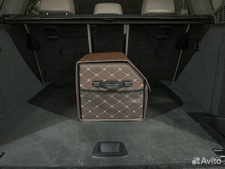 Органайзер M коричневый, белая строчка