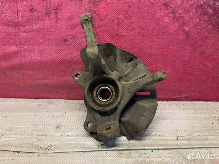 RIO 4 Solaris 2 Кулак Поворотный Правый