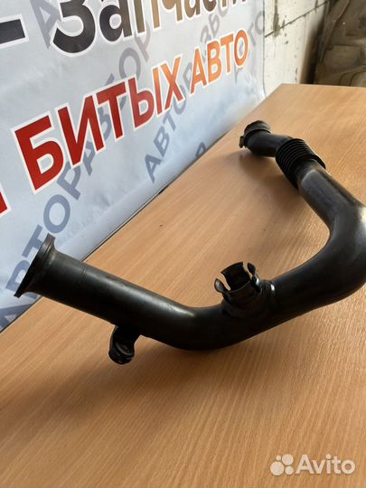 Патрубок воздушного фильтра cube 165752U001