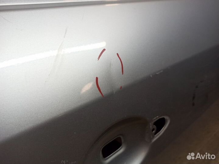 Дверь передняя правая Renault Megane 3 (2009-2016)