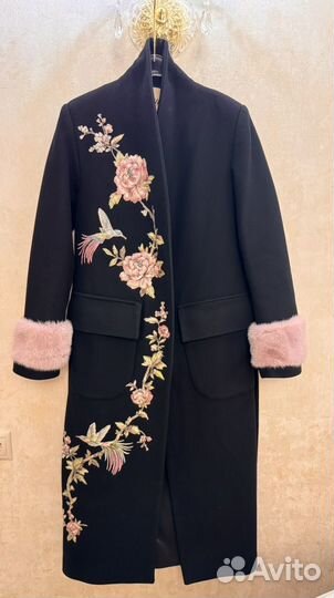 Женское дизайнерское пальто с норкой