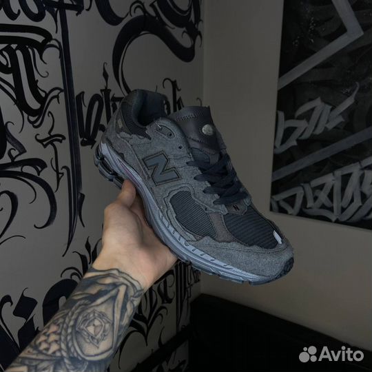 New Balance 2002R Dark Grey