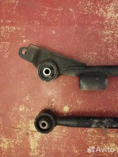 Тяги заднего моста на Daihatsu Terios I 1997