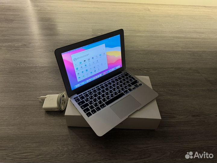 Apple MacBook Air 11 (core i5, 128 ssd)