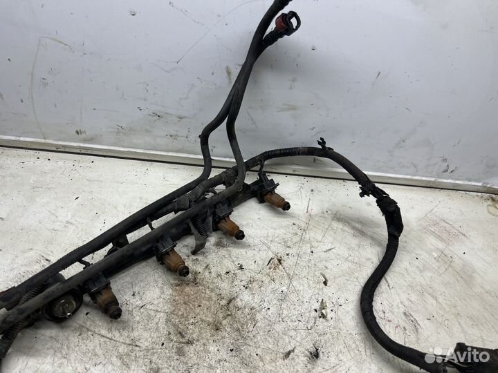 Ford focus 1 топливная рампа в сборе 1.6 duratec