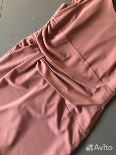 Платье вечернее