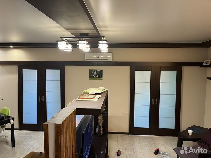 Двери межкомнатные из массива