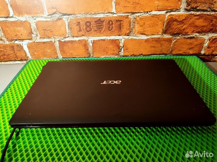 Acer Aspire 5742 - Core i5 \ 4 Озу \ 512 Видео \