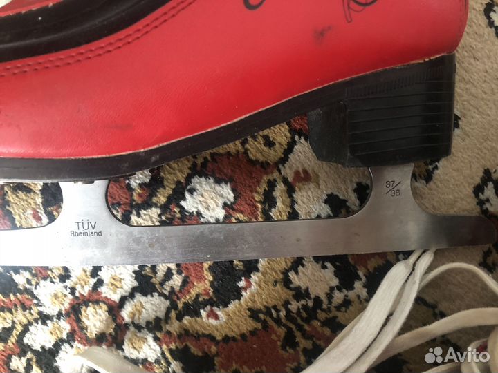 Коньки красные женские iceberger кожанные