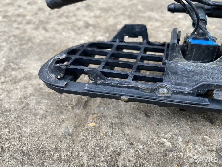 Вставка в капот решетка bmw 3 e46