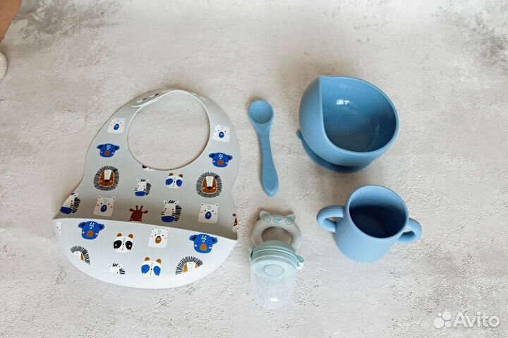 Силиконовая посуда нагрудник