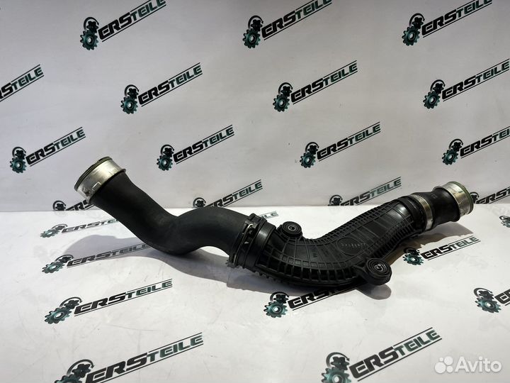 Патрубок интеркулера правый VW Audi 1.8 Tsi