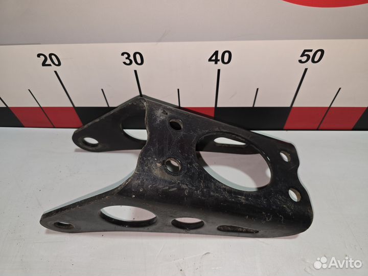 Кронштейн амортизатора передний верхний Man 814374