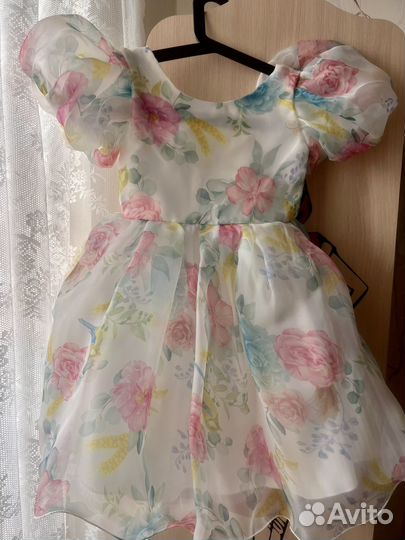 Нарядное платье