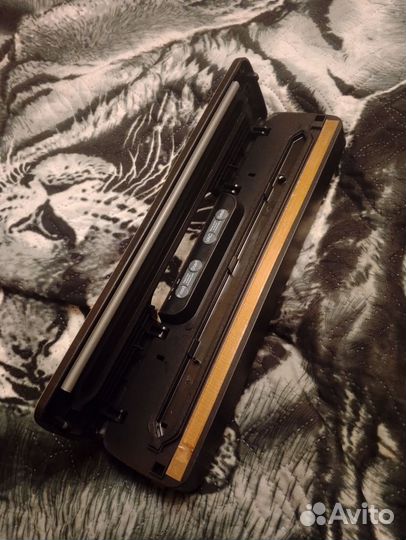 Вакуумный упаковщик selero life