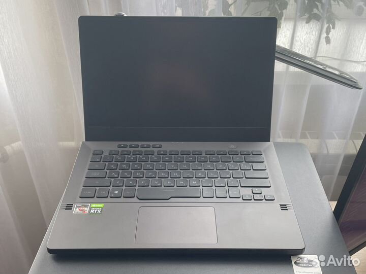 Asus ROG zephyrus g 14