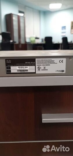 Коммутатор (Свитч) cisco sf102-24 v2
