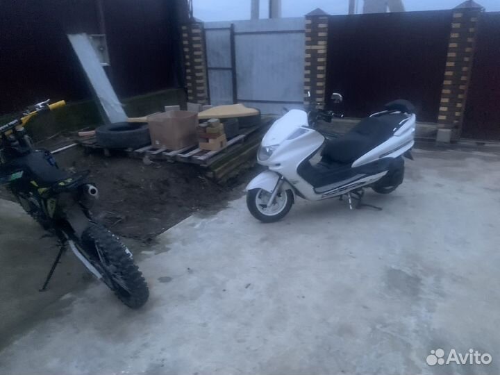 Yamaha Majesty 250
