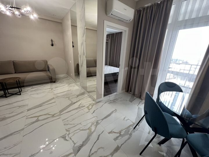 2-к. квартира, 50 м², 3/3 эт.