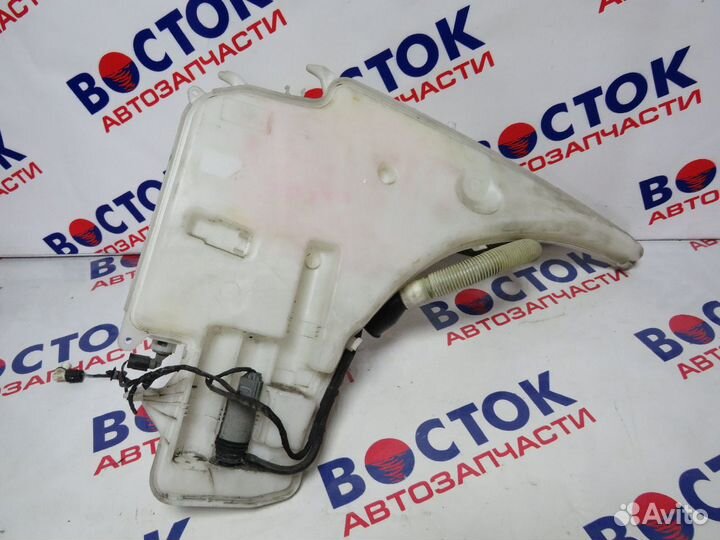 Бачок омывателя BMW 318D E90