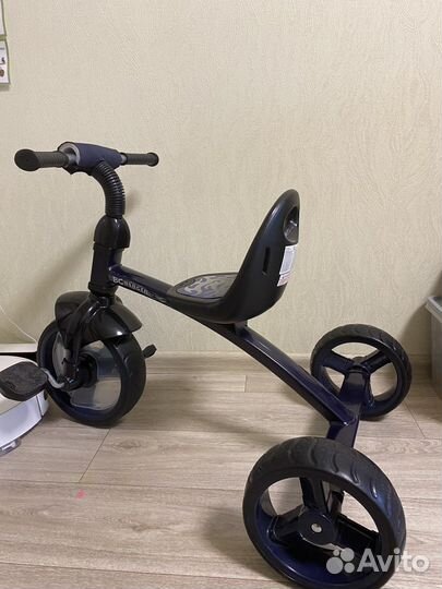 Трехколесный велосипед