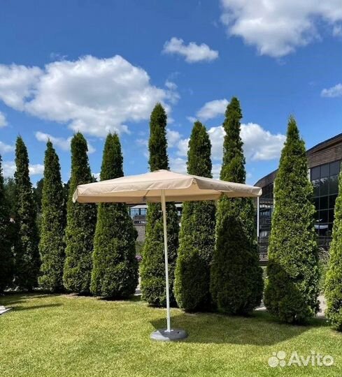 Центральный зонт. Зонт для пляжа. Уличный зонт