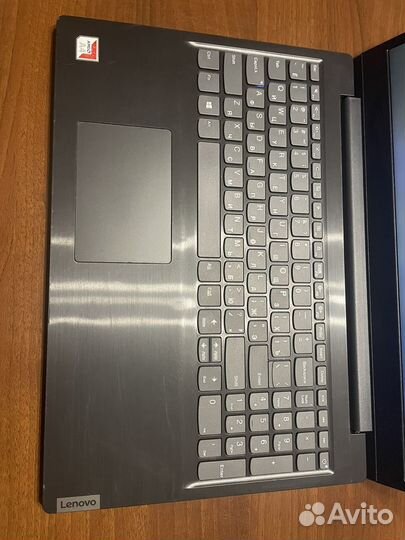 Ноутбук lenovo