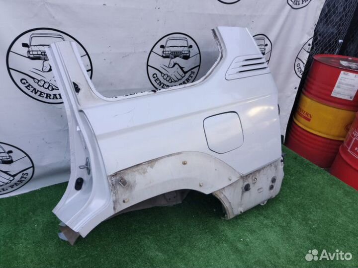 Крыло заднее левое Toyota Land Cruiser Prado RZJ95