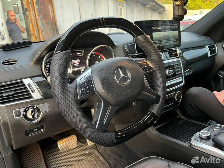 Спортивный руль Mercedes