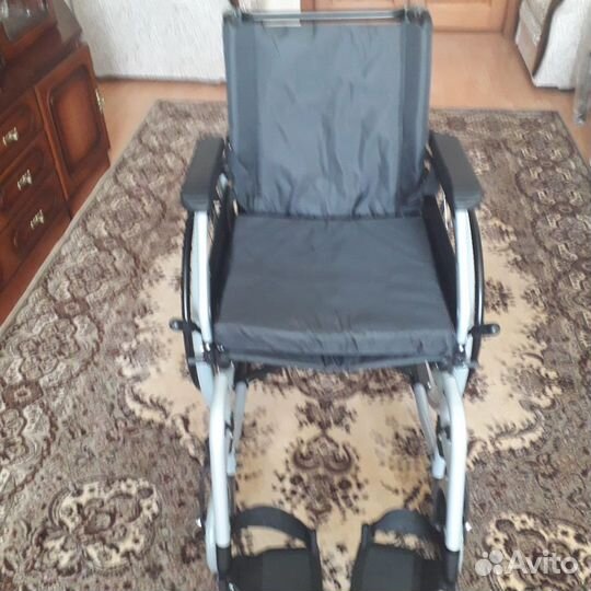 Инвалидная коляска