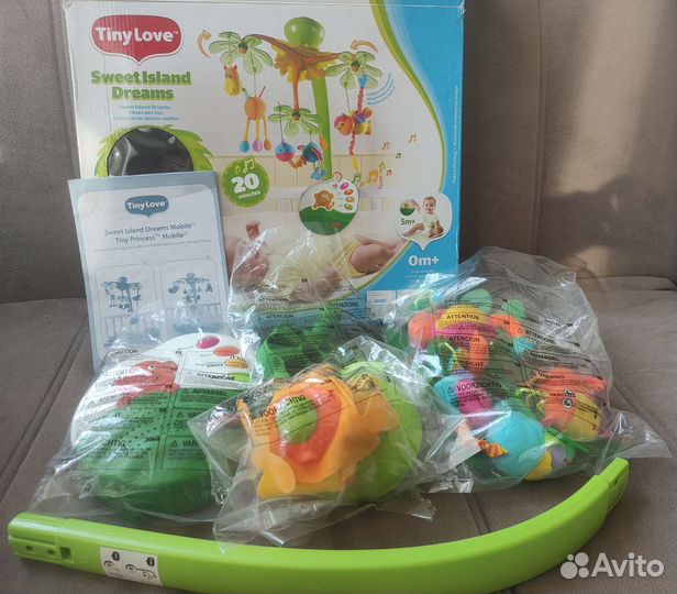 Мобиль на кроватку Tiny love Остров сладких грез