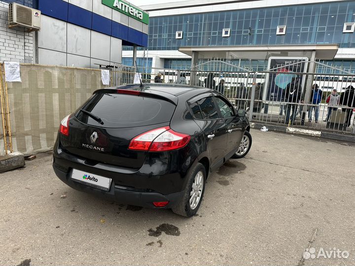 Renault Megane 1.6 AT, 2012, 270 000 км