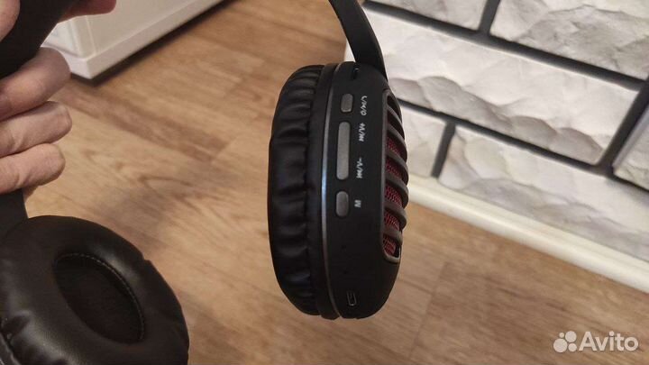 Беспроводные наушники hoco