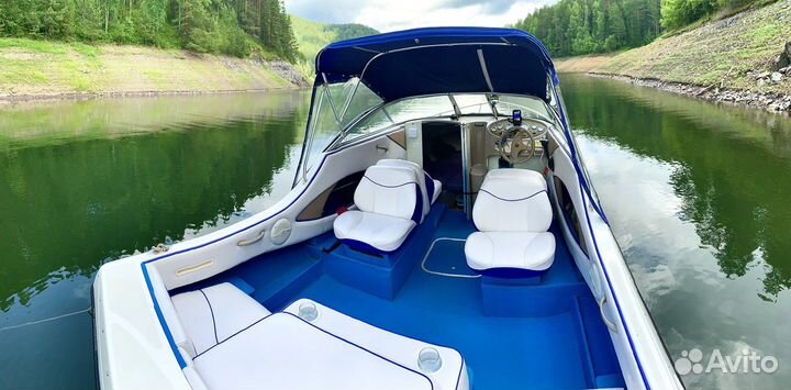 Катер Bayliner 192
