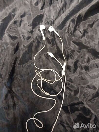 Наушники Apple EarPods (Lighting)