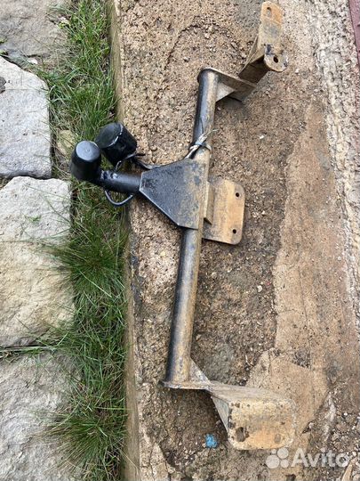 Фаркоп на priora хэтчбек